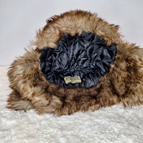 Dakota Dan Hat - Picture 7 of 8